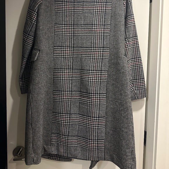 Checkered Trench Coat - Picture 4 of 4